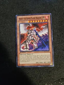 Yu-Gi-Oh! Horus the Black Flame Dragon LV8 LCYW-EN199 1st/unlimited - Image 1