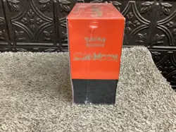 POKEMON Sun & Moon ELITE TRAINER BOX Factory Sealed 820650104114 - Image 2