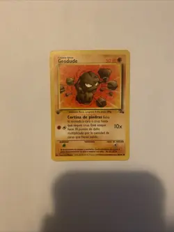 Geodude (SPANISH) 1st Edition 47/62 Fossil Vintage Pokemon TCG - Image 1
