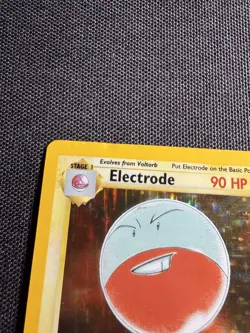 Electrode - 2/64 Jungle 1999 WOTC - Holo - Pokemon TCG - Image 2