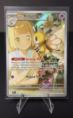 Pokemon Lillie's Ribombee 164/159 Sv09 Journey Illustration Rare Holo English - Image 1
