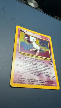 Pokemon Mew Holo Black Star Promo TCG Card #9 2000 WOTC - Image 4