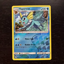 Vaporeon 18/68 Pokemon Hidden Fates Sun & Moon Reverse Holo Rare Card NM - Image 1