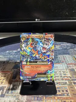 M Charizard EX 12/83 Generations Holo 2016 Pokemon - Image 1