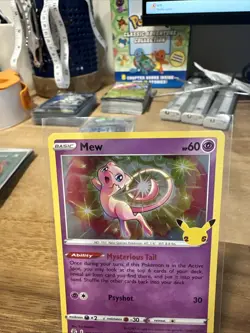 Pokemon Mew Holo Celebrations 011/025 Holo Rare 2021 25th Anniversary - Mint! - Image 2