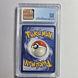 Pokemon Machop 52/102 Base Set Shadowless CGC PERFECT 10 (POP 1!!) 1999 English - Image 2