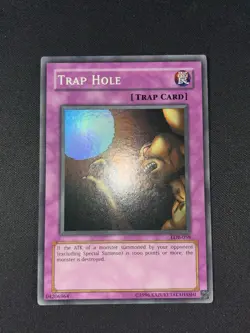 Trap Hole LOB-058 Unlimited Super Rare 2002 YU-GI-OH Original Print Minty - Image 1