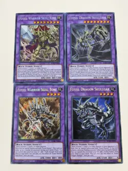 Yugioh Fossil Dragon Warrior Skullgar Skull King Secret Rare NM Free Holo Card B - Image 1