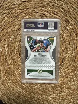 2019-20 Panini Prizm - Giannis Antetokounmpo #152 Silver Prizm - Image 2