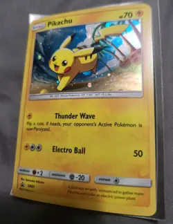 2017 Pokemon Promo Holo Foil SM81 Pikachu NM - Image 2