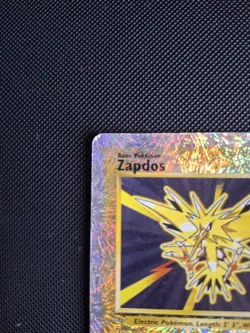 Zapdos 19/110 Legendary Collection 2002 Reverse Holo Pokemon Card TCG - Image 5