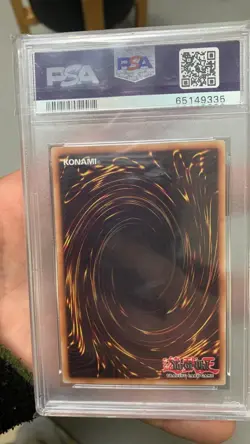 2002 YuGiOh Blue-Eyes White Dragon LOB-001 Ultra Rare PSA 8 - Image 4