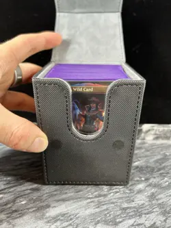 Magic the Gathering Quick Draw Commander Precon Deck + DECK BOX + SLEEVES - Image 1