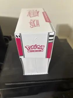 Pokemon TCG Scarlet & Violet White Flare Elite Trainer Box ETB Reshiram - Image 4