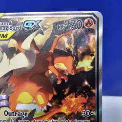 2019 Pokemon Sun & Moon BSP Figure Collection #SM201 Reshiram & Charizard GX - Image 3