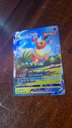Flareon VMAX SWSH180 Sword & Shield Promo Holo Card Near Mint Condition - Image 1