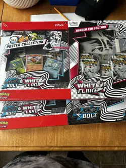 1 Black bolt and 1 white flare binder collection Sam’s Club - Image 1