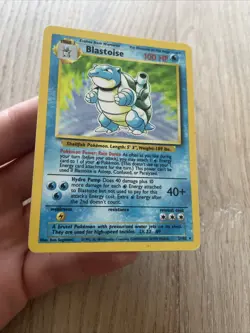 Vintage Base Set 2/102 Holo Blastoise Rare Pokemon Card WOTC - Image 2