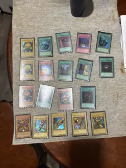 Yu-Gi-Oh Mirror Force MRD-138 1st Edition Ultra Rare Holo Card NM-M Condition - Image 1