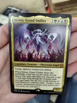 Magic the Gathering Atraxa, Grand Unifier Phyrexia Mythic Rare NM - Image 1