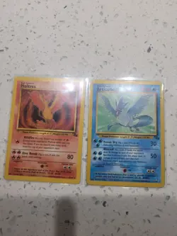 Pokemon Fossil Set Lot –Moltres LP & Articuno HP (Black Spot) WOTC Vintage Cards - Image 1