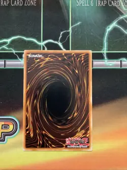 🔥 Yugioh Arcana Red Dark Magician YGLD-ENB02 ULTRA RARE HOLOFOIL NM 🔥 - Image 2