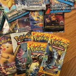 Pokemon TCG lot of empty retro packs comes with hoopa rayquaza lunchbox tin - Image 2