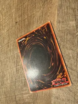 Blue-Eyes White Dragon SDK-001 Starter Deck: Kaiba Unlimited - Image 3