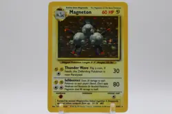Pokemon TCG Magneton 9/102 Base Set Holo Rare 60 HP English 1999 - Image 1