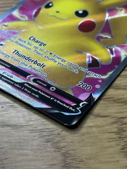 Pokemon TCG Vivid Voltage Pikachu v 170/185 Full Art Ultra Rare Card - Image 3