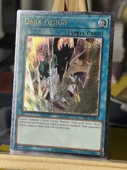 Dark Fusion OP27-EN003 Ultimate Rare EURO Near Mint Yugioh - Image 2