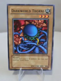 Yugioh Darkworld Thorns LOB-114 The Legend of Blue Eyes White Dragon 1st Edition - Image 1