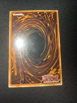 Yugi Dark Magician SDY-006 Starter Deck Unlimited Ultra Rare, LP Condition - Image 2
