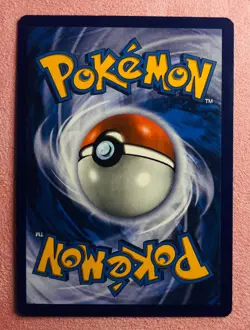 Umbreon V 094/203 | Evolving Skies | 2021 Pokemon TCG Card | DMG Dents On Back - Image 2