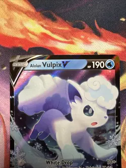 Alolan Vulpix V - 033/195 Ultra Rare Silver Tempest Pokemon TCG NM - Image 2