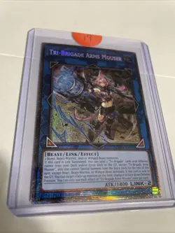 Tri-Brigade Arms Mouser STARLIGHT Rare Yugioh! DOOD-EN051 Near Mint/Pack Fresh - Image 1