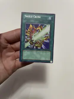 Shield Crush PP01-EN007 Premium Pack 1 Unlimited. Misprint/Name Shift - Image 1