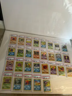 29 card lot pokemon 1st edition fossil psa 9 - Image 1