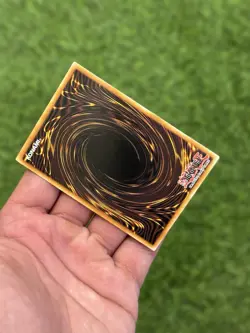 Metaltronus 1st Edition Prismatic Collectors Rare RA04-EN100 Yu-Gi-Oh! - Image 3