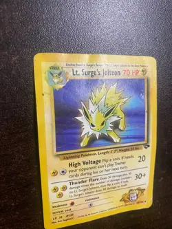 Pokemon TCG Lt. Surge's Jolteon 28/132 Gym Challenge Damaged DMG - Image 2