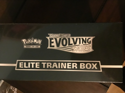 Pokemon Sword & Shield Evolving Skies Elite Trainer Box - Image 2