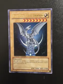 Yu-Gi-Oh! Blue-Eyes White Dragon YAP1-EN001 - Image 1