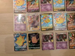 Pokemon Celebrations 25th Anniversary - Bulk lot 23 cards - Holo bundle - Image 4