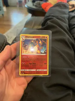 Charizard - Pokemon TCG 25/185 - Vivid Voltage - Reverse Holo - Image 1