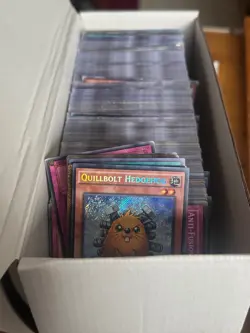 Yu-Gi-Oh! Commons Bulk Lot 500 + Cards holos, foils etc - Image 1