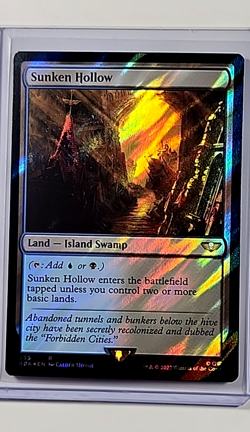 2022 MTG Magic the Gathering Warhammer 40000 40k Surge Foil #295 Sunken Hollow - Image 1
