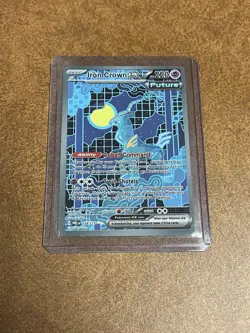 Pokemon Iron Crown ex 158/131 Sv: Prismatic Evolutions Holo - Image 2