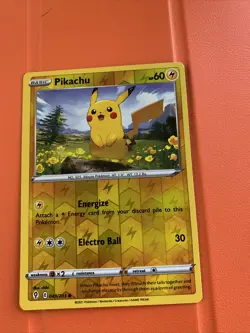 Pokemon TCG Pikachu Evolving Skies 049/203 Reverse Holo Common - Image 1