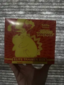 Pokemon TCG Sword & Shield Vivid Voltage Elite Trainer Box English 2020 Pikachu - Image 1