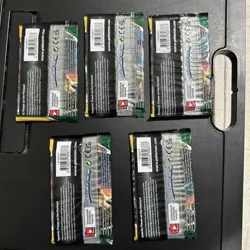 Pokemon TCG: Sword & Shield - Evolving Skies Sleeved Booster Pack Set of 5 820650808784 - Image 2